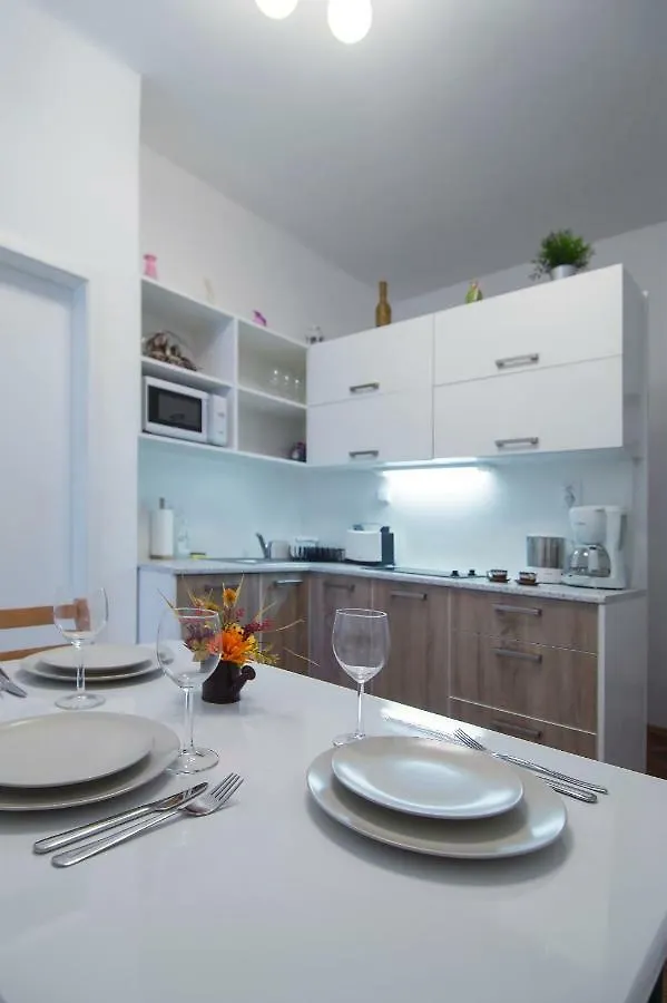 Modern Apartment Navrátilova II Praga 0*,