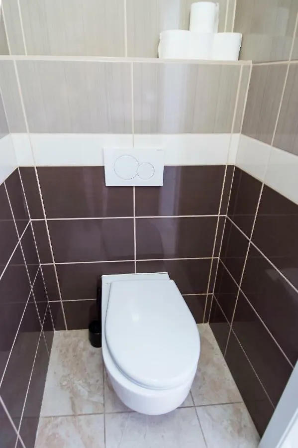 Modern Apartment Navrátilova II Praga